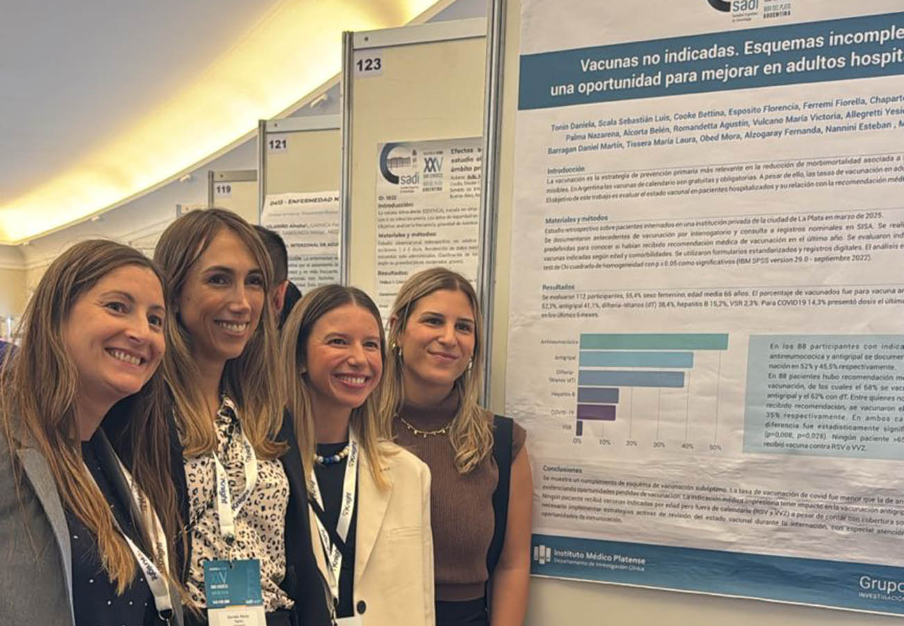 Bettina Cooke-daniela Tonin-Fiorella Ferremi-Florencia Esposito - poster Vacunas-una oportunidad para mejorar-Grupo Sur-Congreso SADI 2025